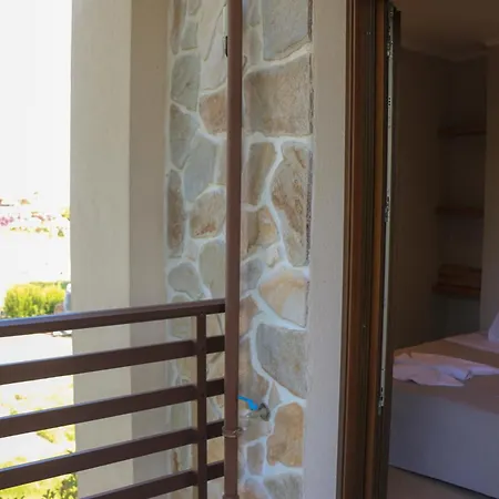 Marineiko Luxury Apartman Jeriszósz