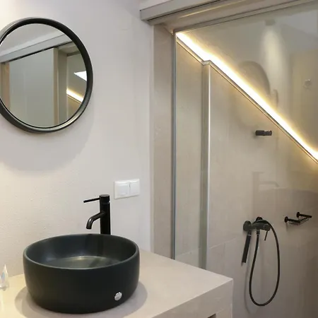 Marineiko Luxury Apartman Jeriszósz
